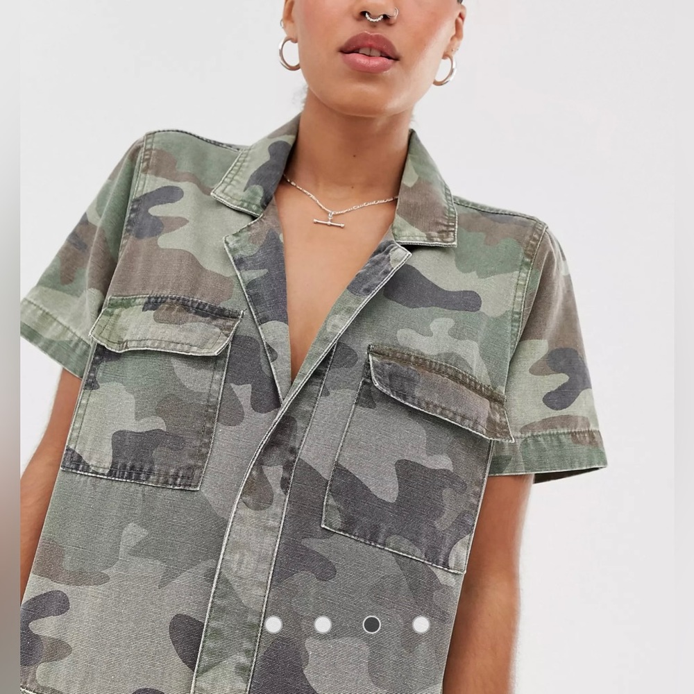 Urban outfitters camo boiler suit jumpsuit M/L super cute & flattering EUC - Picture 4 of 6